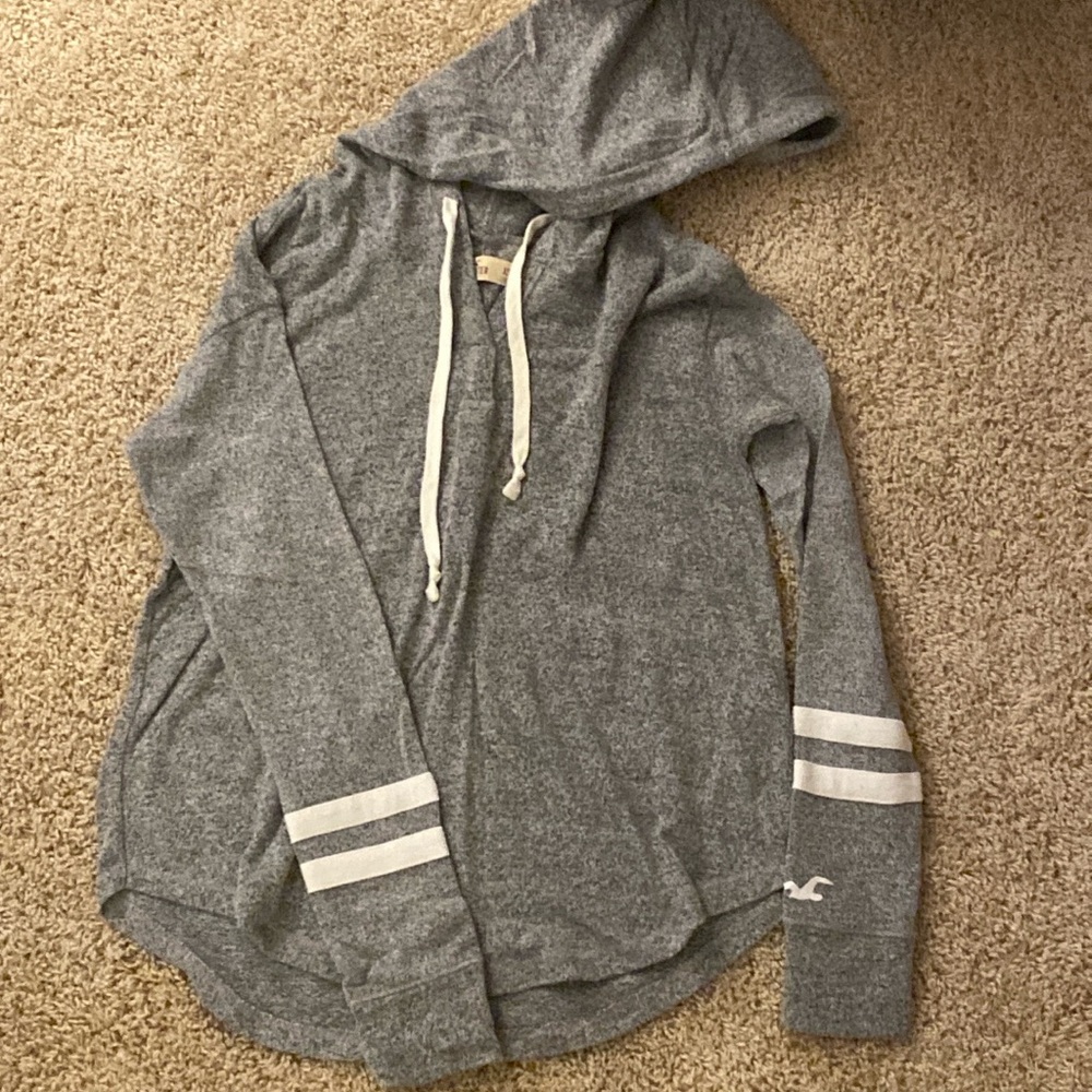Hollister Gray Pullover Hoodie